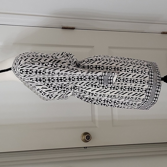 Madewell Size 0 Black and Ivory 100% Silk Geometric Pattern Dress Exc. Used Cond - Picture 4 of 14